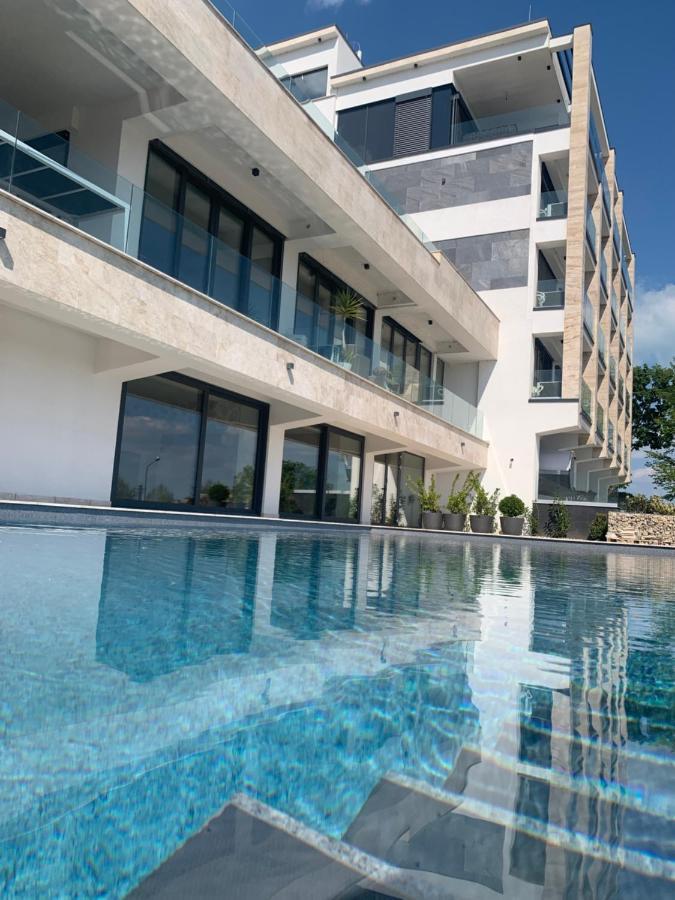 Lakeview Apartman Alsoors Ngoại thất bức ảnh